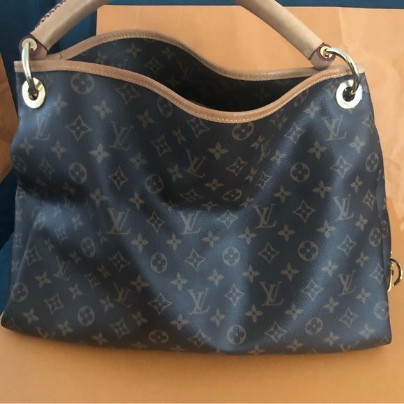 Large Artsy - Picture 4 of 8